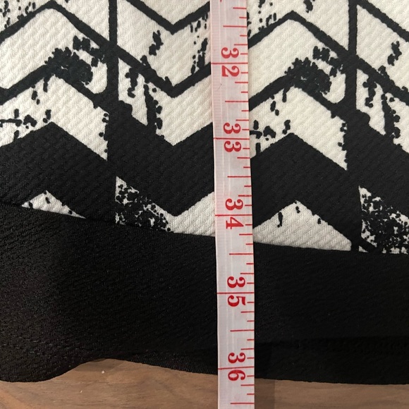 EUC Sz L Blk &White Andrea Dress - Picture 6 of 7